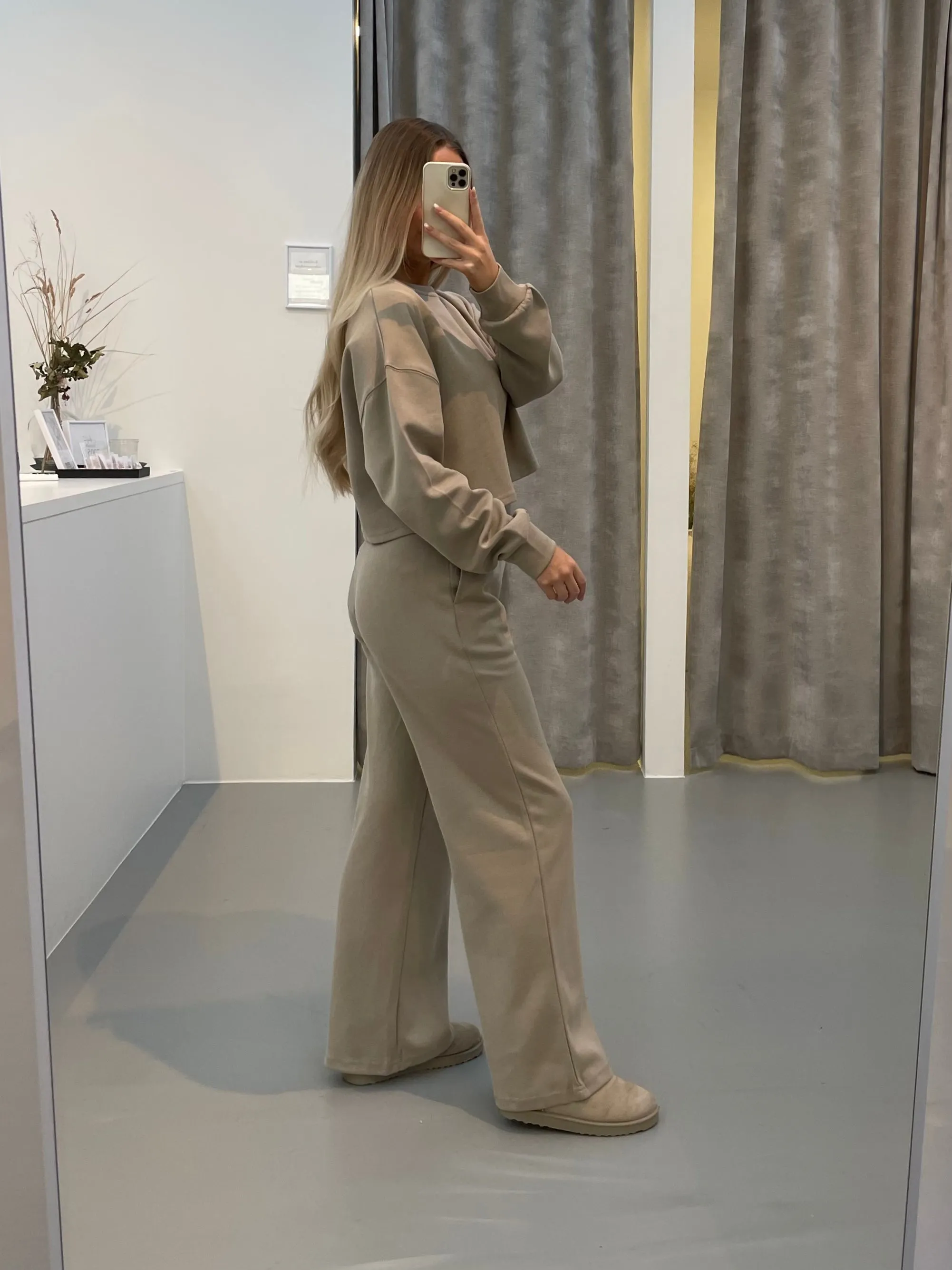 Alma sweatpants lysebrun