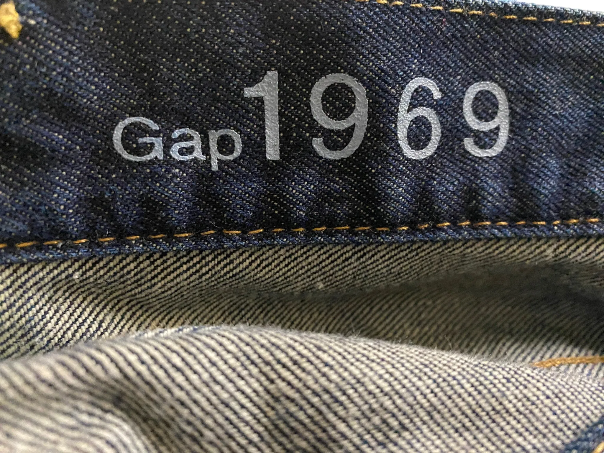Gap Men's Standard 1969 Jeans Dark Blue (Big & Tall: 44 x 20) NWOT