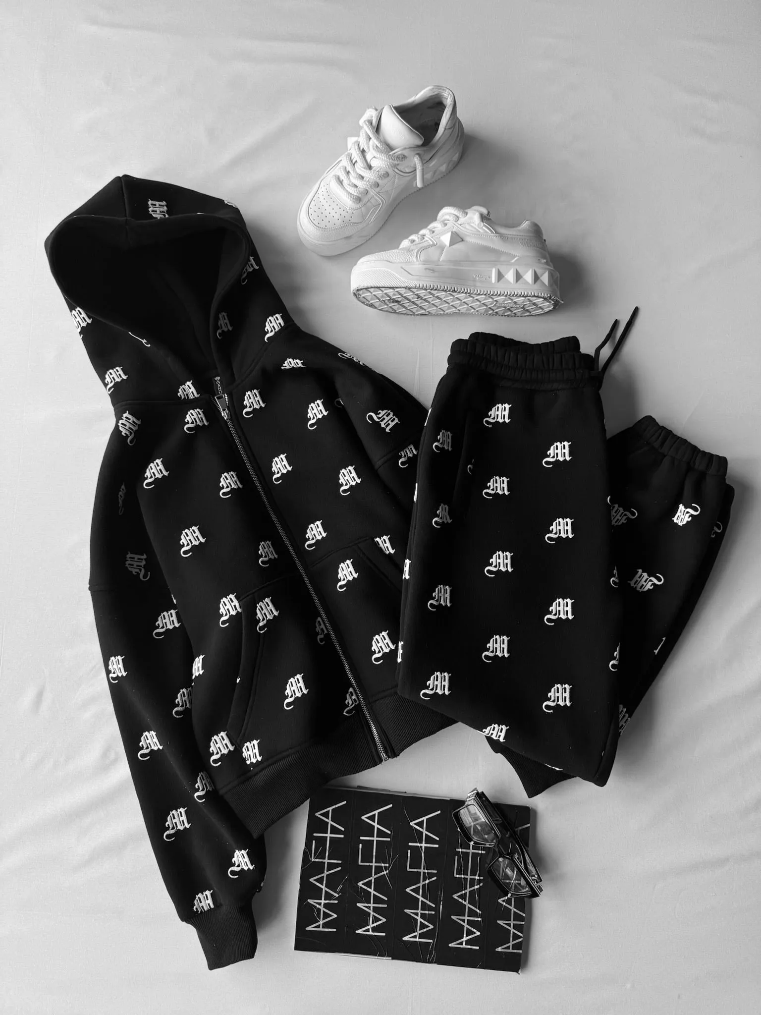 Initial Sweatpants - Black