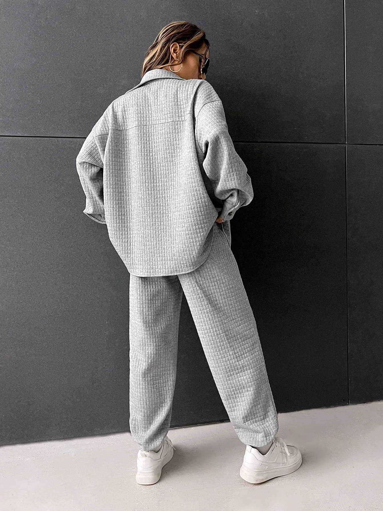 Letter Patched Detail Quilted Drop Shoulder Shirt & Sweatpants FW22